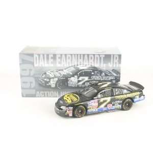   Brothers Platinum Bank 1/24 Action Diecast Car