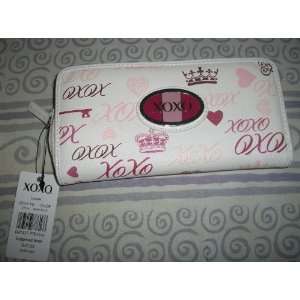  Xoxo Cameron Zip Around Wallet 