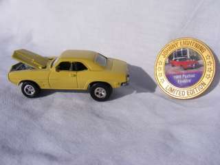 Johnny Lightning 1969 Pontiac Firebird loose with collector token 