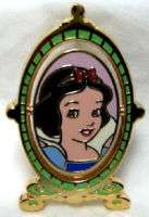 DISNEY SNOW WHITE & WICKED QUEEN SPINNER LE 250 PIN NEW  