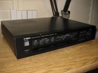 YAMAHA C 50 NATURAL SOUND PREAMP. WITH MM/MC PHONO IN  