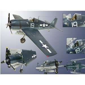  118 Grumman F6F Hellcat Toys & Games