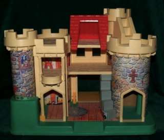 Vintage Fisher Price 993 Play Family Castle Little People LP FP  