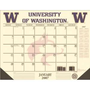  Washington Huskies 22x17 Desk Calendar 2007 Sports 