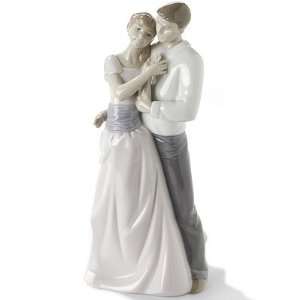 Dreams of Love Porcelain Figurine from NAO by Lladro 