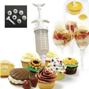   /DECORATING ICING SET CALLING ALL CUPCAKE FANS