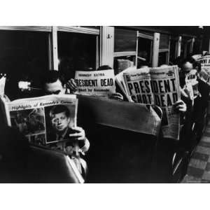  Commuters Reading of John F. Kennedys Assassination 
