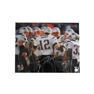  Tom Brady New England Patriots   Huddle   Autographed 