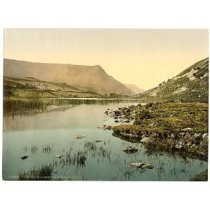   Lake,Cader Idris (i.e. Cadair Idris),Wales,c1895