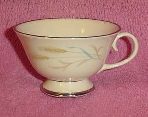 West Bend USA Aristo Craft China Cup Gold Wheat Pattern Turquoise Cups 