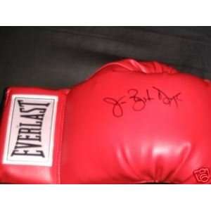   AUTOGRAPHED BOXING GLOVE KOS TYSON (BOXING)