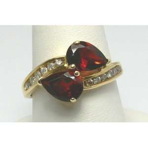  Stunner Garnet & Diamond Gold Ring 