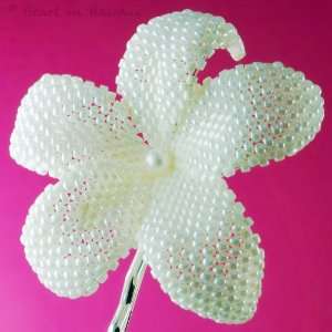 Hawaiian Plumeria flower   pale ivory pearl   beaded flower bobby pin 