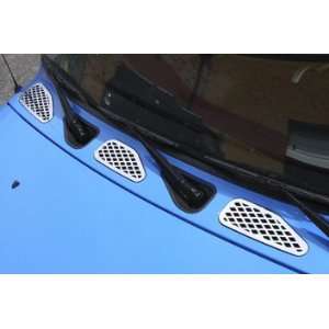 RealWheels Stainless Steel Windshield Vent Covers, for the 2007 Toyota 