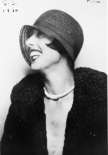 Description 1930 photo Solita Solano, head and shoulders portrait 