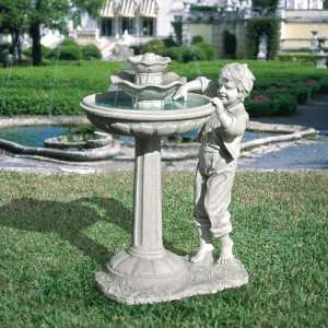  38 Childhood Memories Sculpture Statue Fountain
