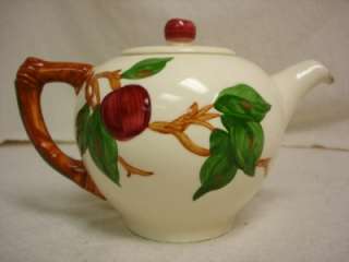 FRANCISCAN APPLE WARE TEAPOT WITH LID MADE IN CALIFORNIA  