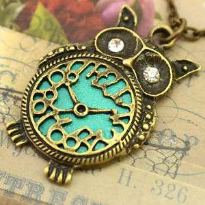 Vintage Kitsch Fat Bird Owl Clock Face Necklace JB37  