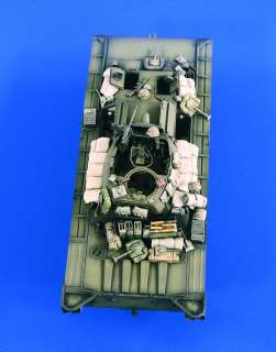 Verlinden 135 LVT (A4) Stowage & Sandbag Armor #2063  