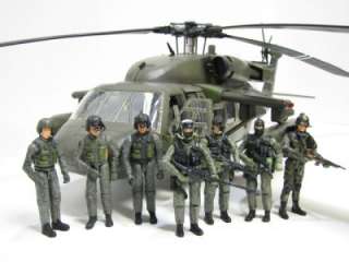   UH 60 BLACK HAWK HELICOPTER MODEL 7 MILITARY FIGURES SOLDIER  