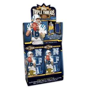  2011 Topps Triple Threads NFL (2 Packs)