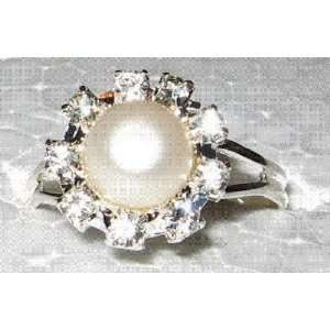  18 KGP White Pearl Ring with Cubic Zirconia Stones 