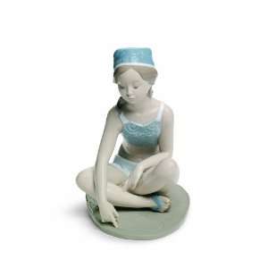  Lladro Summer Love Porcelain Figurine
