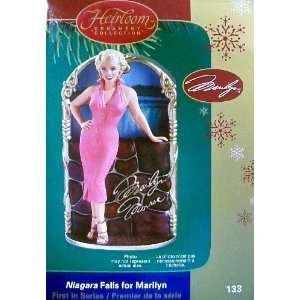   for Marilyn 2005 Carlton Cards Christmas Ornament