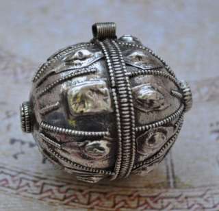 Antique Signed Silver Yemen Yemenite Globe Bead B  