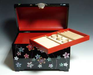 many different jewelry boxes available please visit my  store