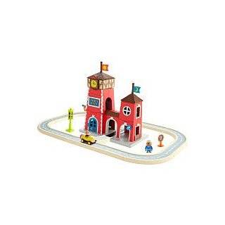   Train Sets   Vintage Busy Town (Fully Accessaried) Toys & Games