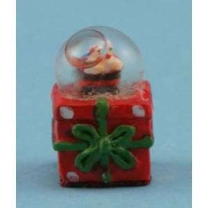  Dollhouse Miniature Present Water Globe Toys & Games
