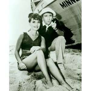 Dawn Wells & Bob Denver in Gilligans Island , 16x20  