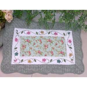  Shabby and Vintage Style Green Embroidery Qulited Bath Rug 