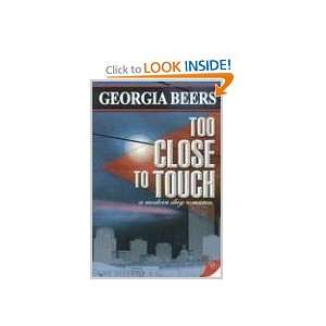  Too Close to Touch (9781933110479) Georgia Beers Books