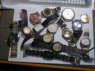 JOB LOT GENTS VINTAGE OLD WATCHES 14 WRISTWATCHES + OLD VINTAGE BOX 