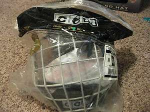 CCM FM480 Hockey Helmet Cage, Brand New in Package  