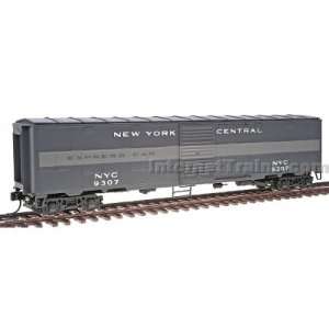  Walthers HO Scale Gold Line Express Boxcar Troop Sleeper 