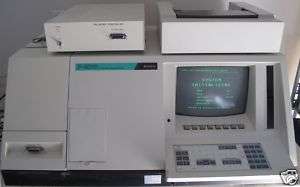 Hitachi F 4010/F4010 Fluorescence Spectrophotometer  