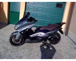 Scooter t max 500 a Fiesco    Annunci