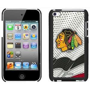 Coveroo Chicago Blackhawks Ipod Touch 4Th Generation Case  