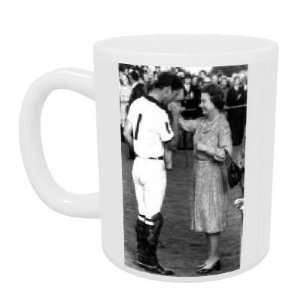  Queen Elizabeth ii and Prince Charles   Mug   Standard 