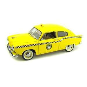  1951 Kaiser Henry J Taxi 1/18 Yellow Toys & Games