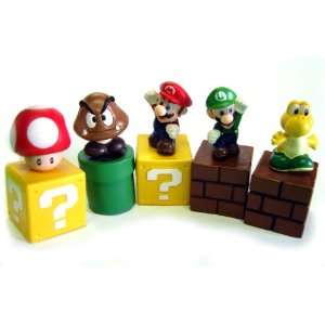 Super Mario Bros mini figures bundle (a set of Five ~1 figures Mario 