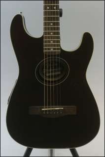 Fender Stratacoustic Acoustic Electric Guitar w/Bg 3TN Preamp & Gig 
