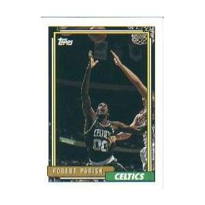  1992 93 Topps #146 Robert Parish