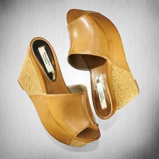 Simply Vera Vera Wang Platform Wedges