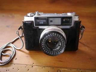   70s YASHICA EE RANGEFINDER Point & Shoot 35mm JAPAN Film Camera  