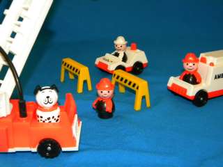 Vintage Fisher Price Trucks #928 Little People FIRE STATION 100% +BOX 