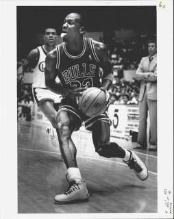 1987 Michael Jordan Chicago Bulls Goes For Two Points During Game 